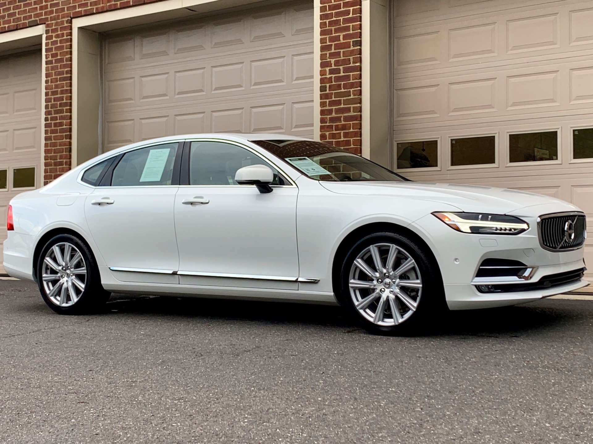 Volvo S90 for hire in Nairobi Interior